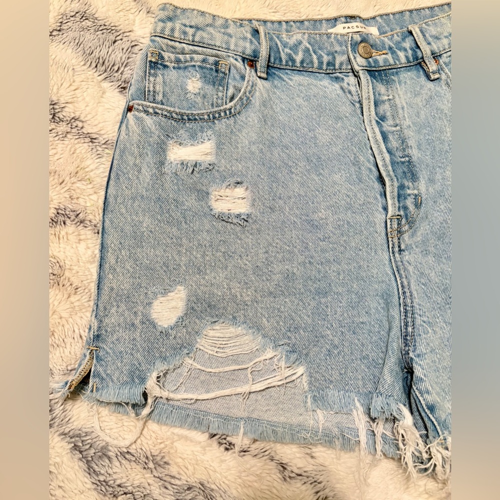 Women’s PacSun Light Blue Jean Ripped/Distressed High Rise Denim Shorts Sz 30 - Picture 3 of 16